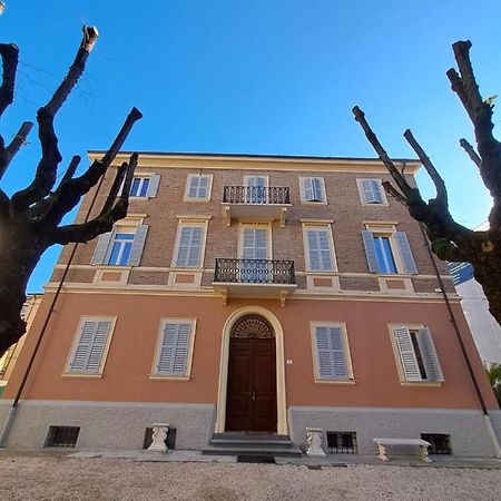 Residence Del Centro Modena Eksteriør billede