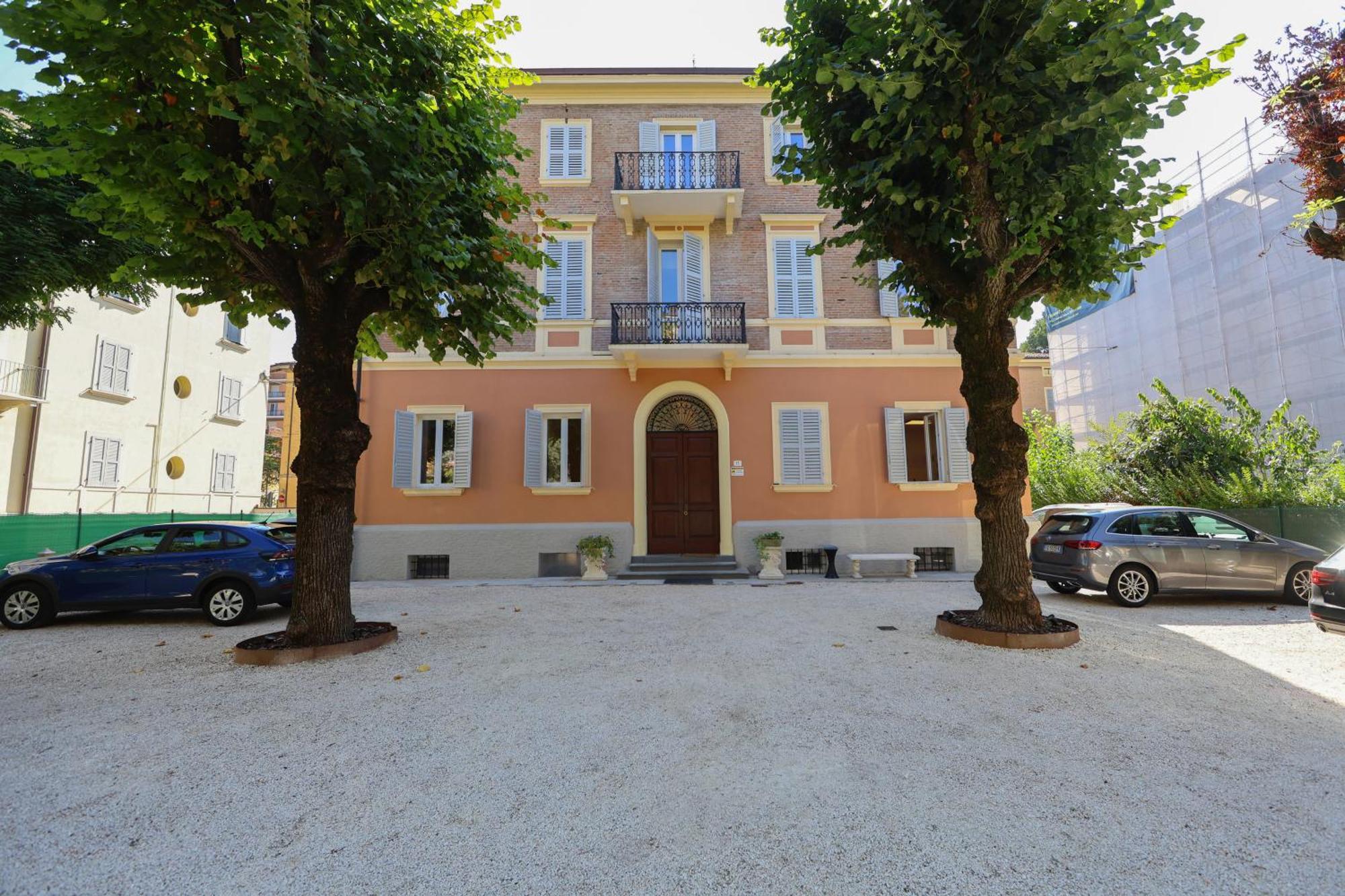 Residence Del Centro Modena Eksteriør billede