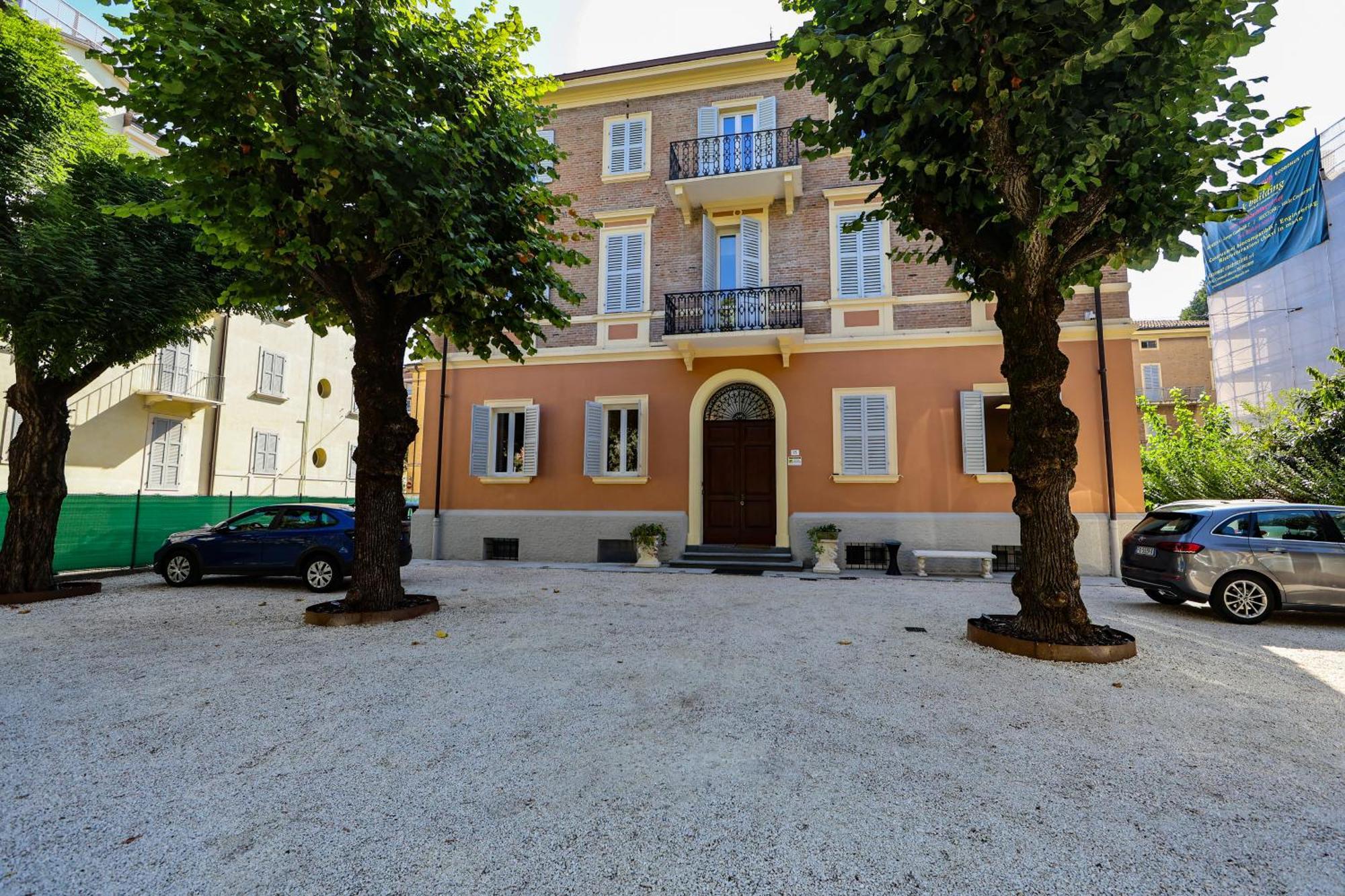 Residence Del Centro Modena Eksteriør billede